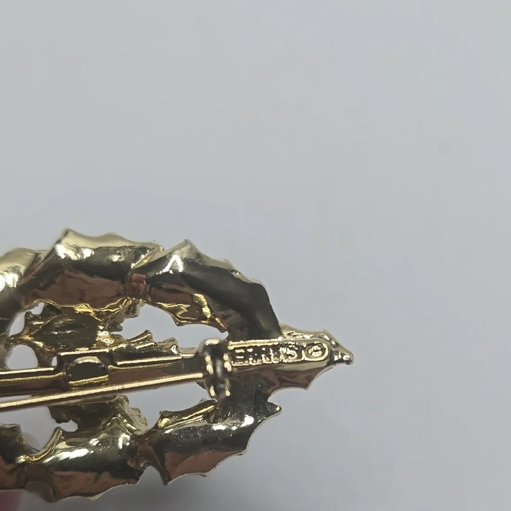 Vintage Gerry's Christmas Brooch - Picture 3 of 4